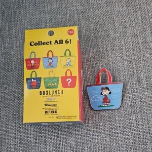 Peanuts Lucy Mini Tote Pin